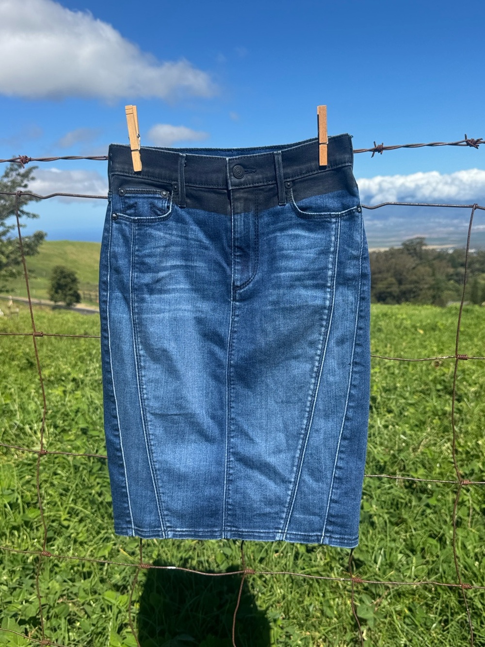 True Religion Y2K Blue Chloe Geometric Zipper Slits Pencil denim Jean Skirt 26
